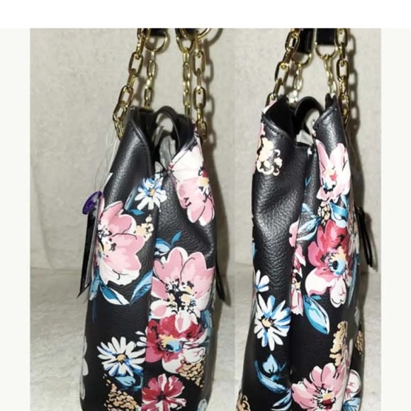 EUC Black Daisy Nicole Miller straps zip closures - Picture 5 of 7